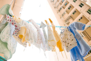 Нужно ли гладить вещи новорожденного