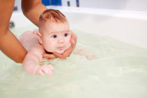 При какой температуре можно купаться беременным в ванной