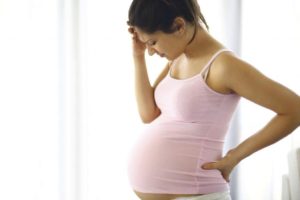 Почему пучит живот при беременности