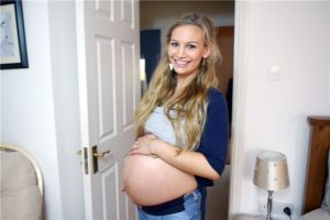 40 недель беременности тянет живот