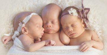 Во сне родить тройню две девочки и мальчик